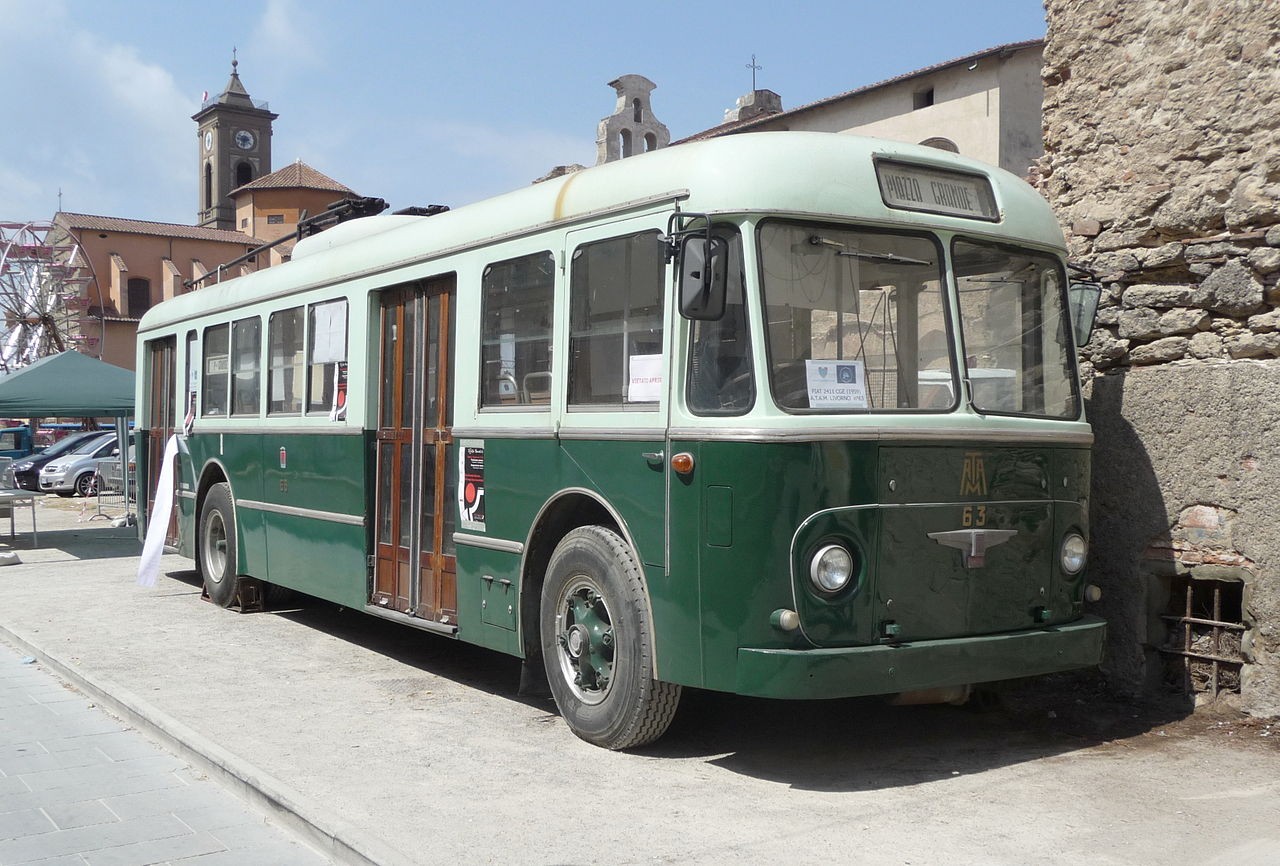 I filobus anni ’50 e ’60 in HO/OO Cucciolo Azzurro